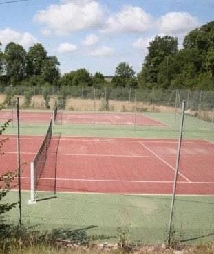 Апартаменты Domaine De Pradines