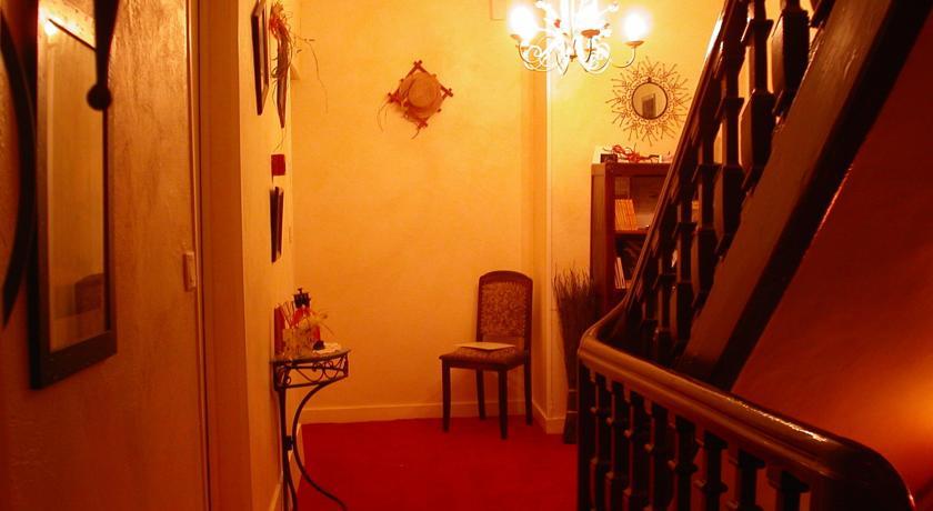 Отель Hôtel le Dauphin