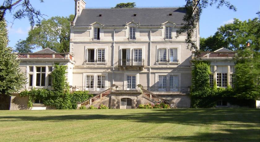 Апартаменты Appartement du Château du Grand Bouchet