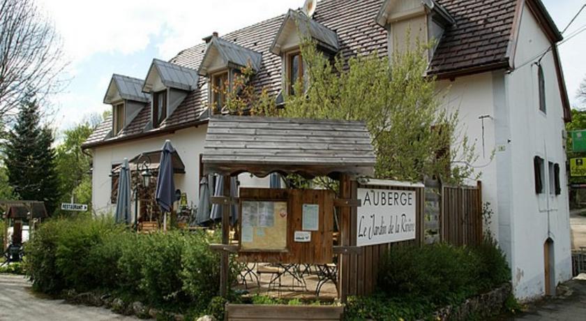 Отель Le Jardin de la Rivière