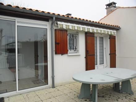 Отель Holiday Home Les Marines de Vertbois Le Grand Village Plage