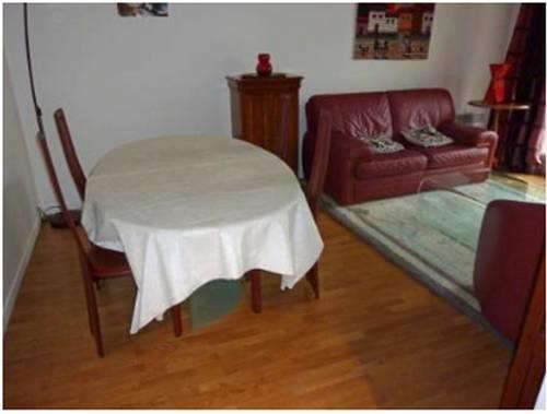 Отель Apartment Allee Genevieve Anthonioz de Gaulle Les Lilas