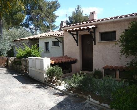 Апартаменты Holiday Home Les Restanques La Ciotat