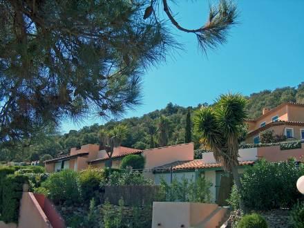 Апартаменты Holiday Home Colline-Valmer La Croix-Valmer