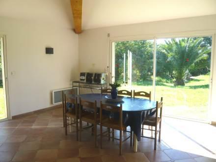 Апартаменты Holiday Home Cassou La Croix-Valmer