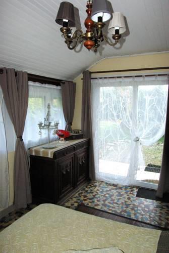 Отель B&B Les Hortensias
