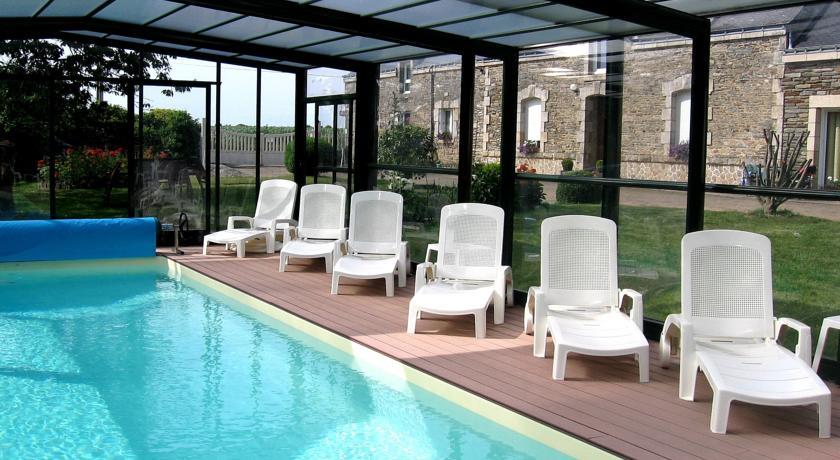 Мини-отель Chambres d'hôtes - Au Domaine des Camélias