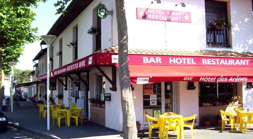 Отель Hôtel Bar des Arènes