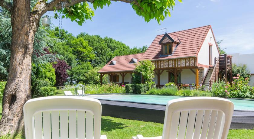 Мини-отель Chambre d'Hôtes L'Orée du Bois