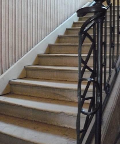 Отель Hôtel du Commerce