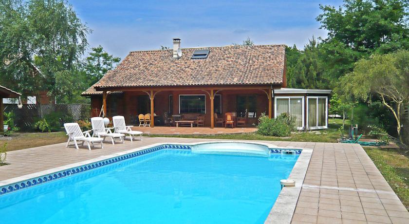 Апартаменты Holiday Home La Chenaie Lacanau