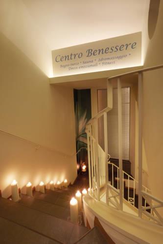 Отель Albergo Celide