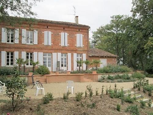 Отель Domaine des Moutous