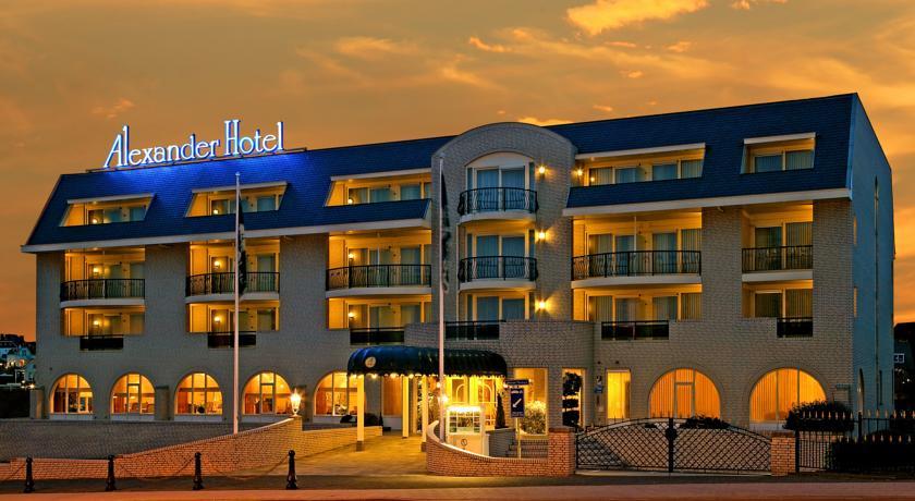 Отель Alexander Hotel