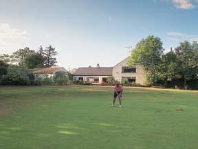 Отель Brown Trout Golf & Country Inn