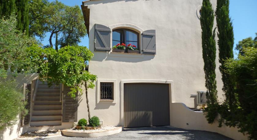 Апартаменты Holiday Home La Chartreuse La Mole