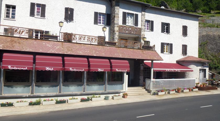 Отель Hôtel Restaurant Le Pain de Sucre