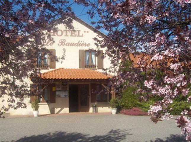 Отель Hôtel Le Baudiere