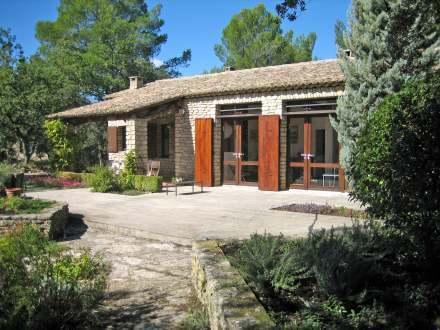 Апартаменты Holiday Home Maison Anna-Belle Menerbes