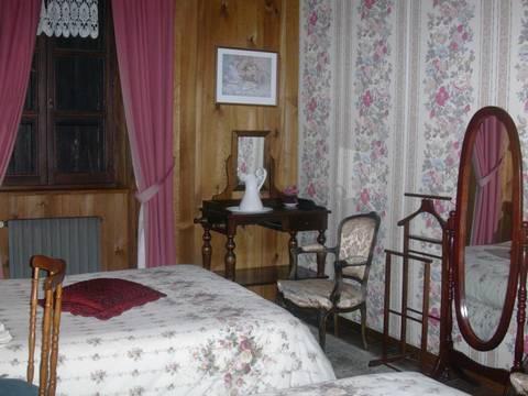 Мини-отель Chambres d'Hôtes La Jacquerolle