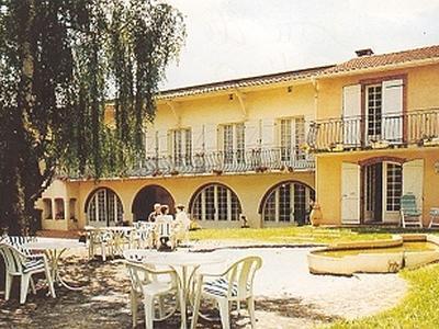 Отель Logis Hôtel l'Arche de Noé