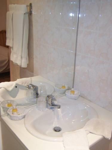 Отель Hôtel- Restaurant La Renaissance