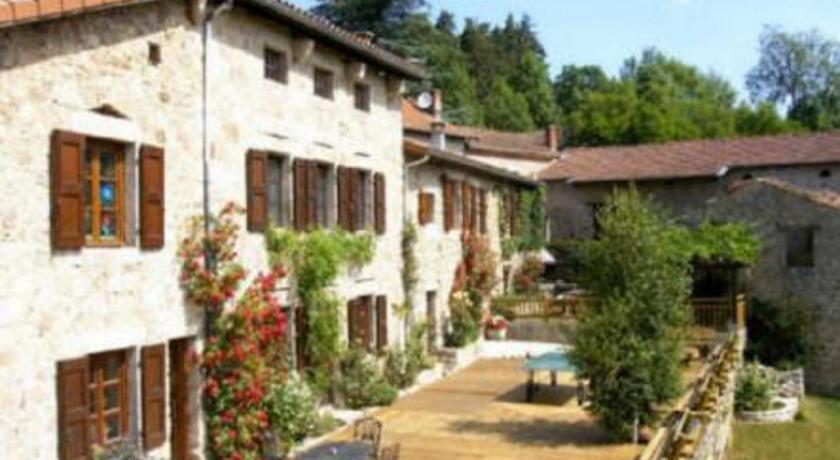 Гостевой дом Chambres d'Hôtes Au Delà des Bois