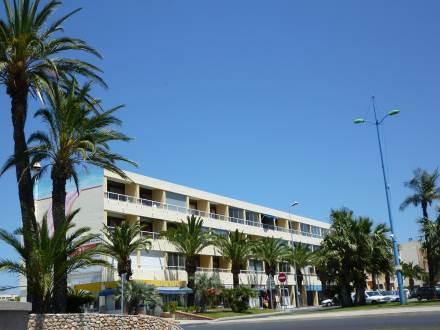 Апартаменты Apartment Les Alberes II Saint Cyprien