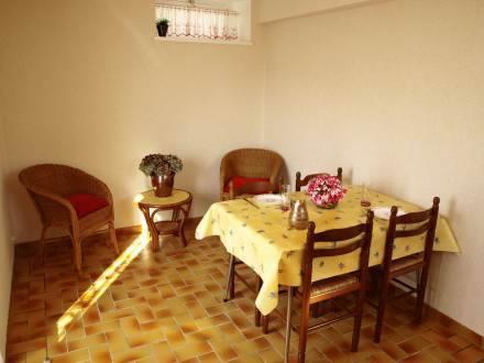 Апартаменты Holiday Home Rue Du Port Foret Fouesnant