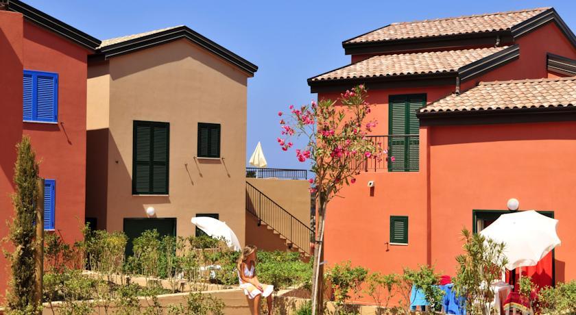 Апартаменты Les Terrasses De Lozari