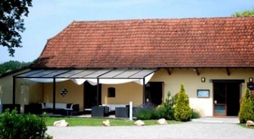 Отель Logis - Hôtel Barbier des Bois