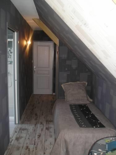 Отель Chambres d'Hôtes Logis du Cros Fleuri