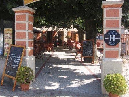 Отель Hôtel-Restaurant La Météorite