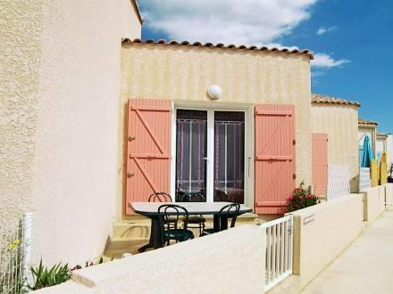 Апартаменты Holiday Home Mer Indigo IV Saint Pierre La Mer