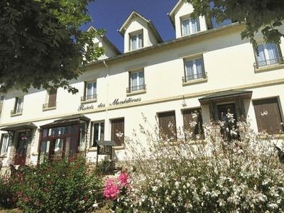 Отель Logis Relais Des Monedieres