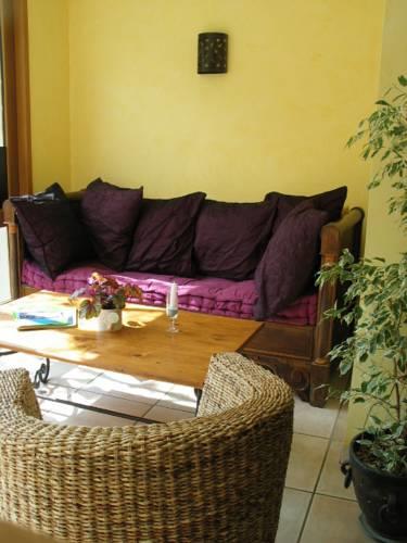Отель Hôtel Le Mont Barral