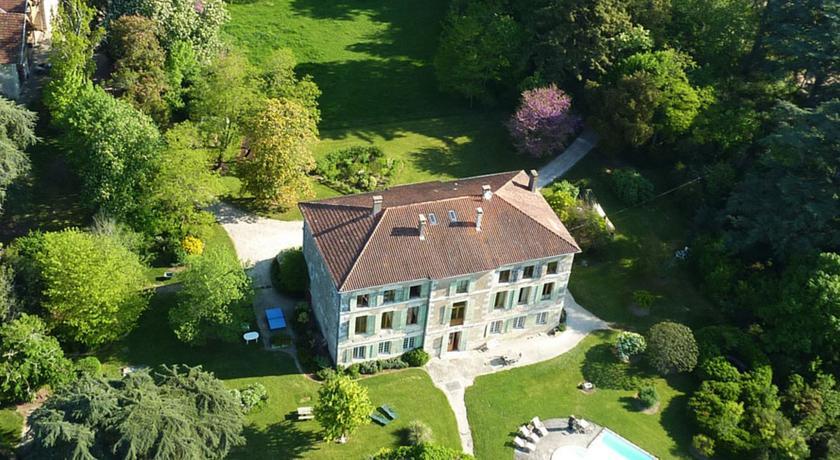 Мини-отель Maison d'Hôtes Domaine de Bernou
