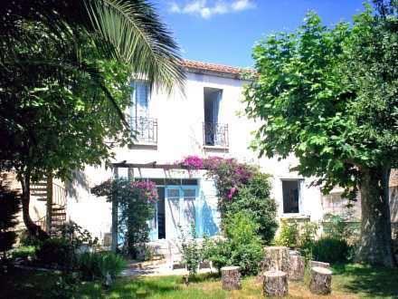 Апартаменты Holiday Home Maison Village St Laurent Salanque