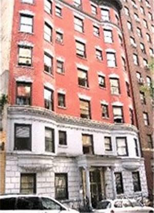 Royal Park Hotel & Hostel