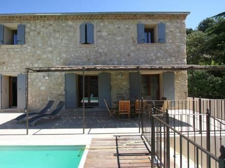Апартаменты Holiday Home Maison LA ROQUE ALRIC