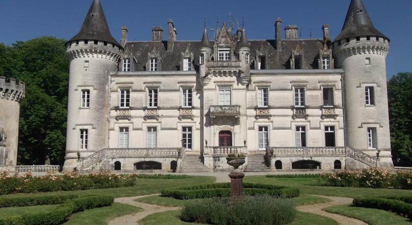 Отель Château De Nieuil