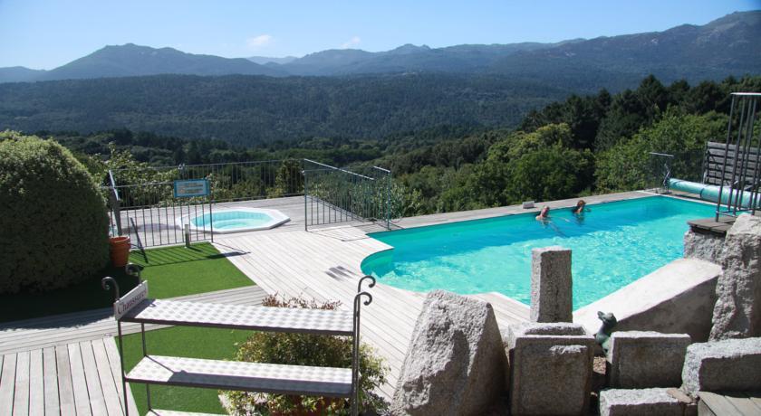 Отель Hotel Le Tourisme