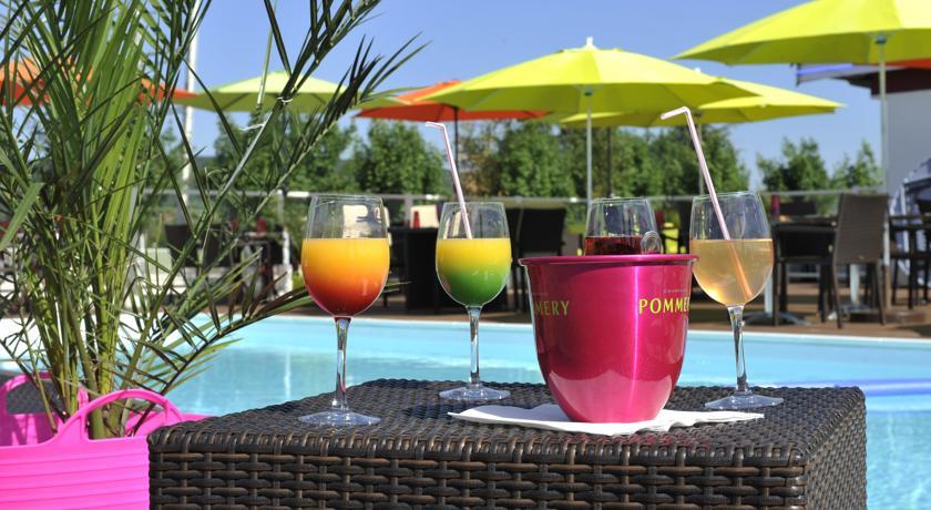 Отель Hôtel Hermes Bourgogne-Dijon