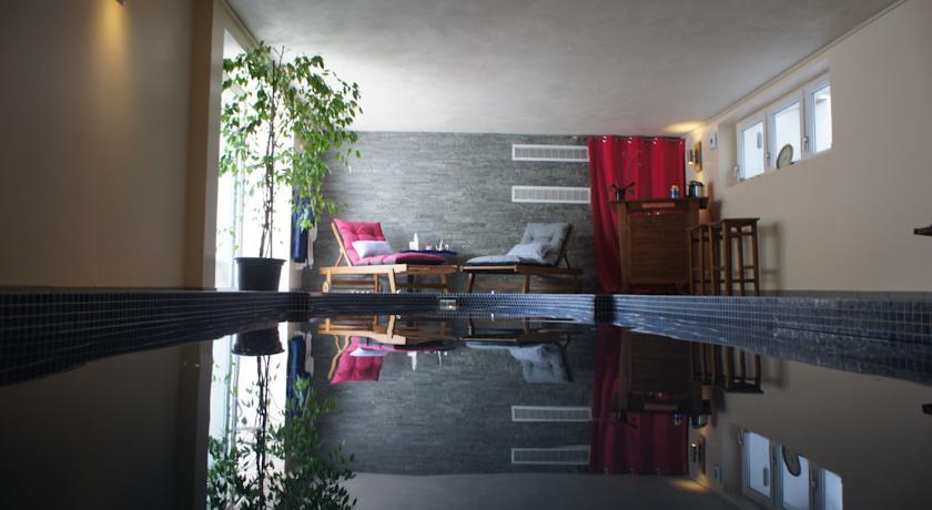 Мини-отель Bed & Breakfast Crosne Plazza