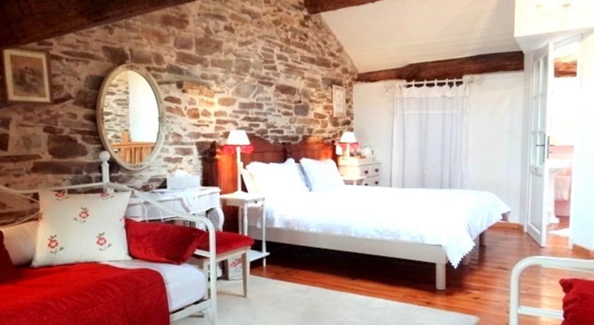 Мини-отель Chez Providence Chambre et Table d'Hôte