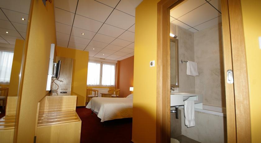 Отель Hotel Le Clos Du Hahnenberg