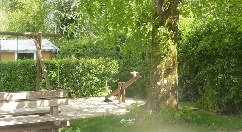 Отель Camping Pommiers des Trois Pays