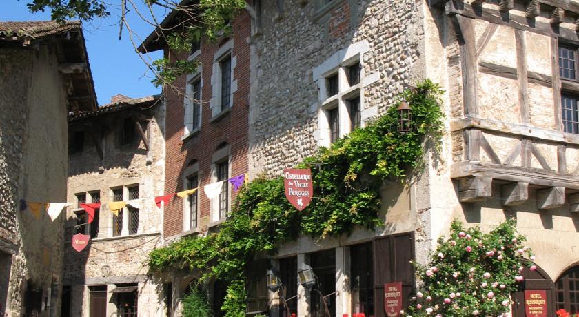 Отель Hostellerie du Vieux Pérouges