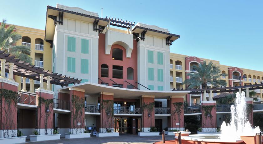 Апартаменты ResortQuest Rentals at Azure Condominiums