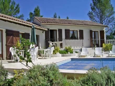 Отель Holiday Home Maison Sardan